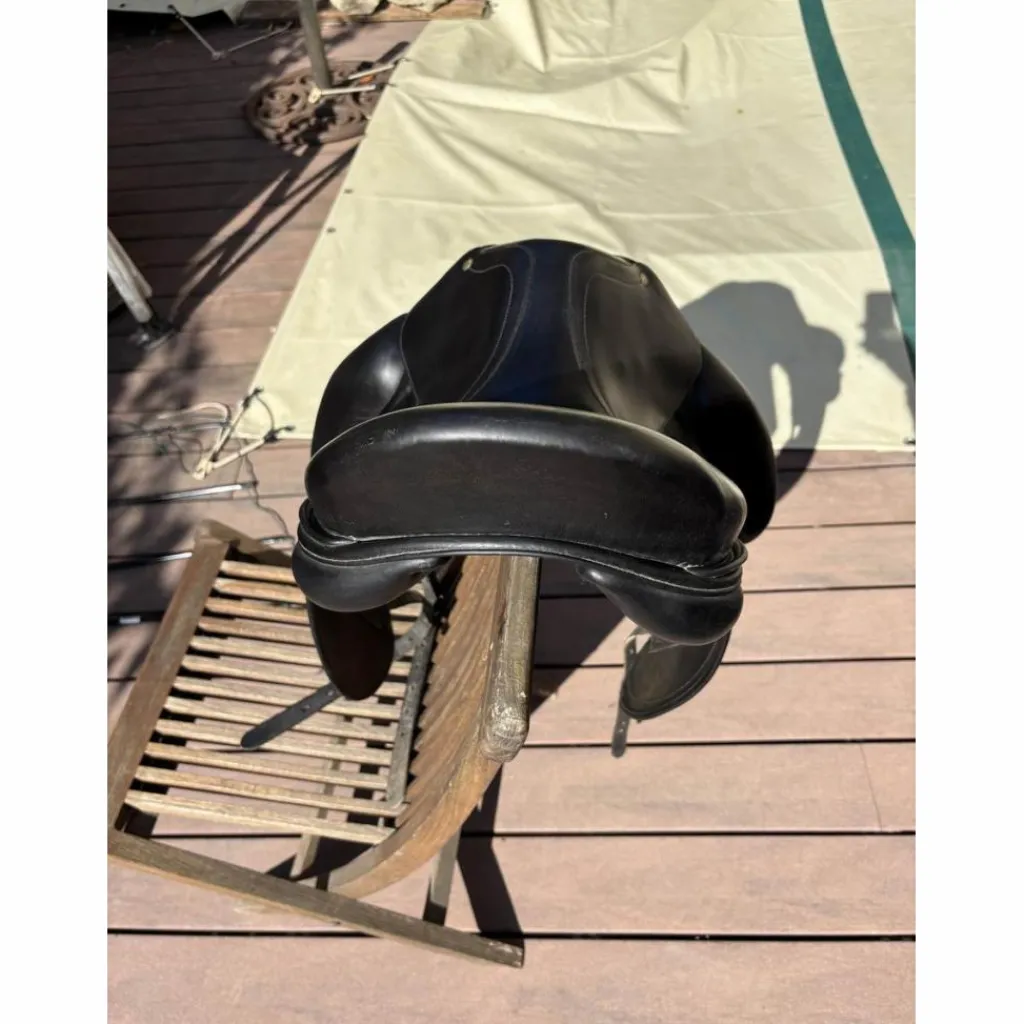 CWD Selles De Dressage>Selle de dressage 17’
