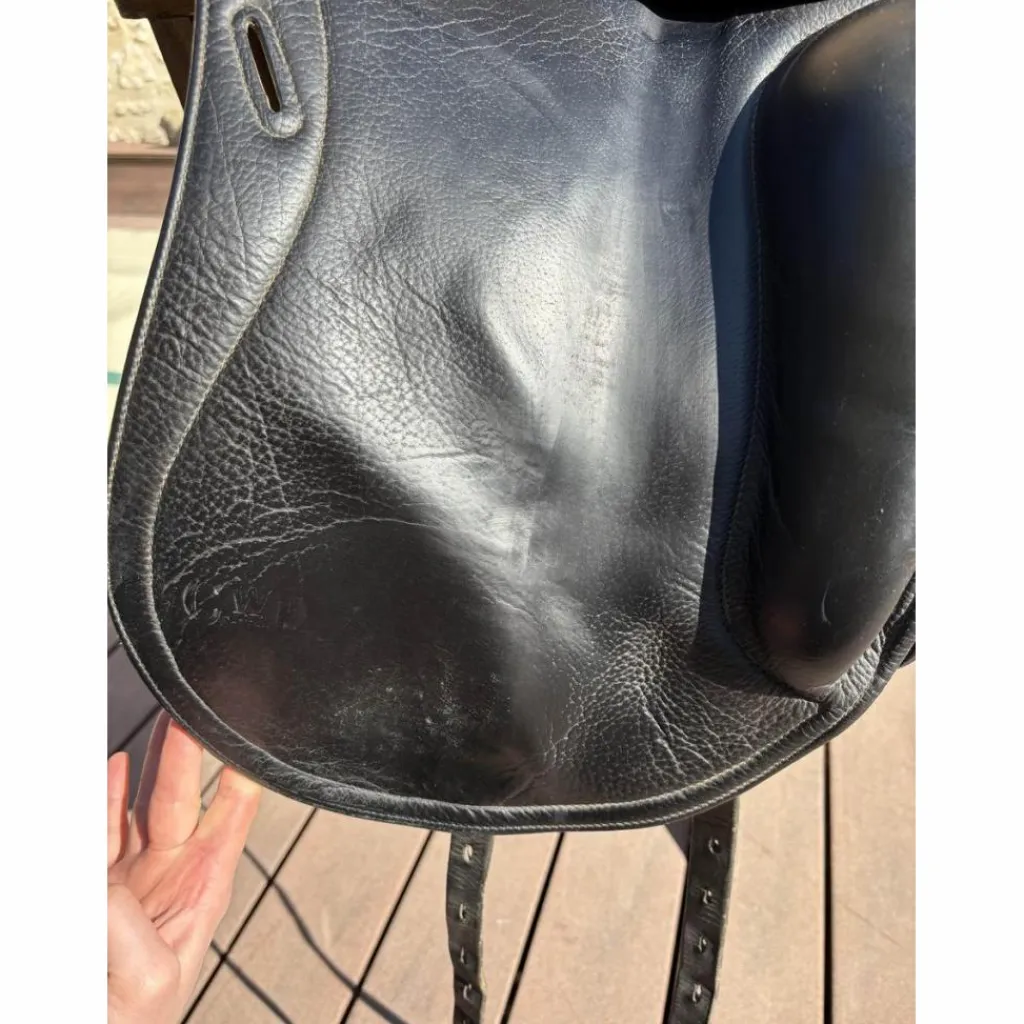 CWD Selles De Dressage>Selle de dressage 17’