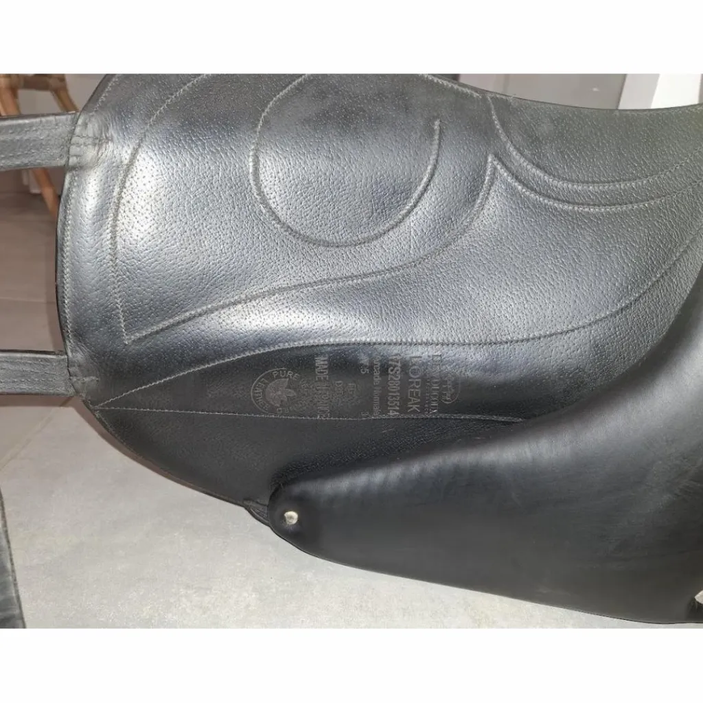 Selle de dressage Loreak – 2017 – 17,5" / Quartiers 3A – Très bon état*Devoucoux Sale