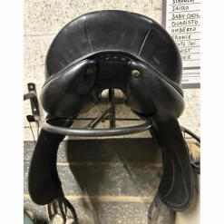 Selle de dressage*Devoucoux Sale