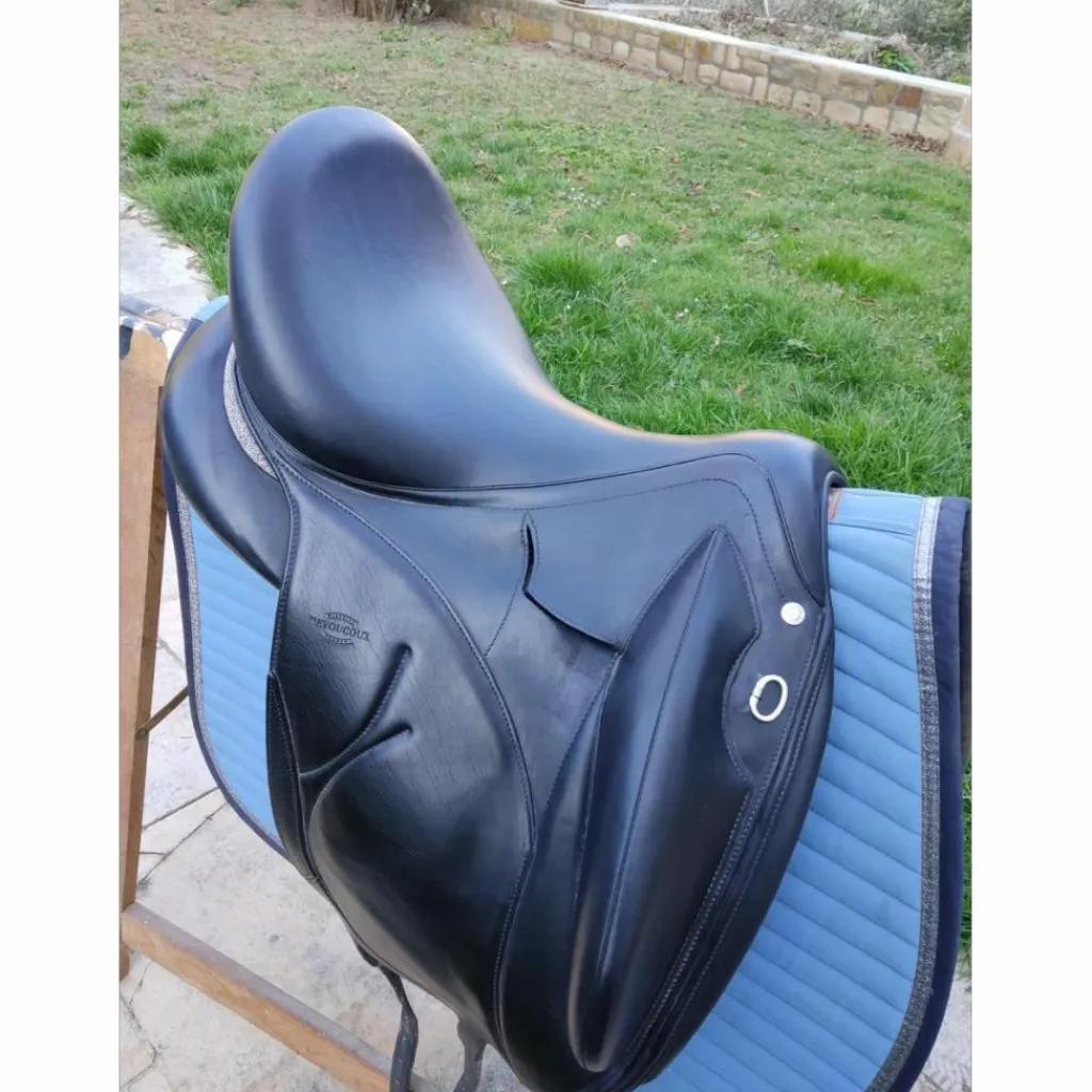 Selle de dressage noire makila lab E de 2022, avec une bande Swarovski*Devoucoux Clearance
