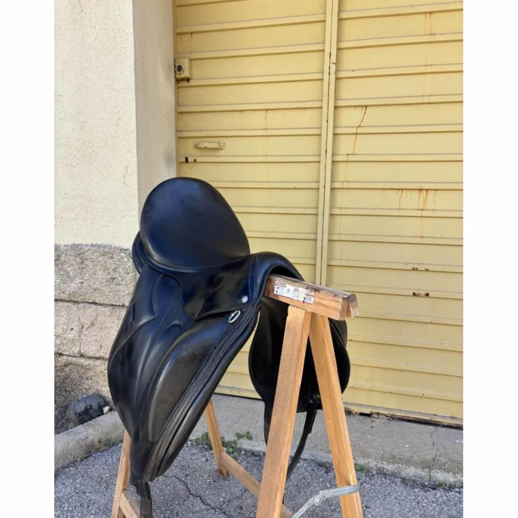 Devoucoux Selles De Dressage>Selle de dressage Makila Lab