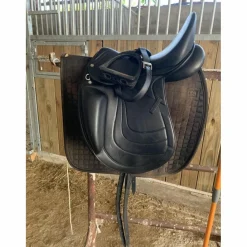 Eric Thomas Selles De Dressage><noscript><img width=
