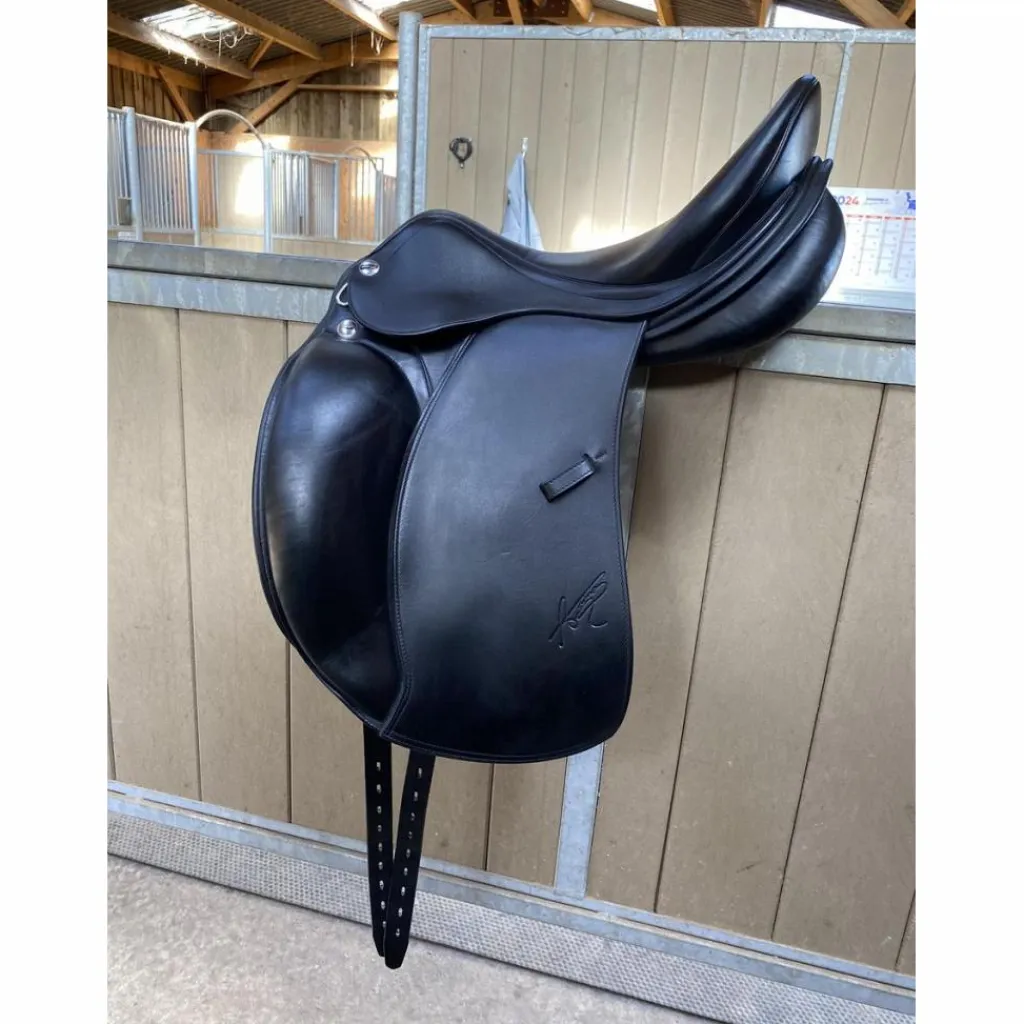 Erreplus Selles De Dressage>Selle de dressage 17,5’