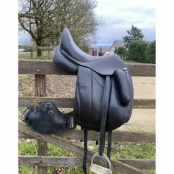 Selle de dressage*Forestier Sale