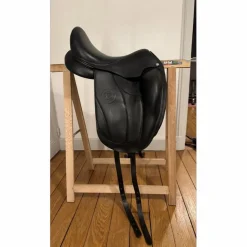 Selle de dressage*Forestier Hot