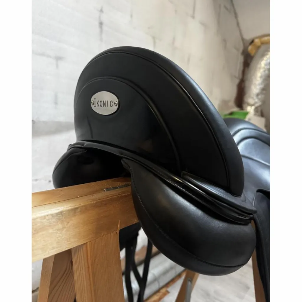 Ikonic Selles De Dressage>Selle de dressage