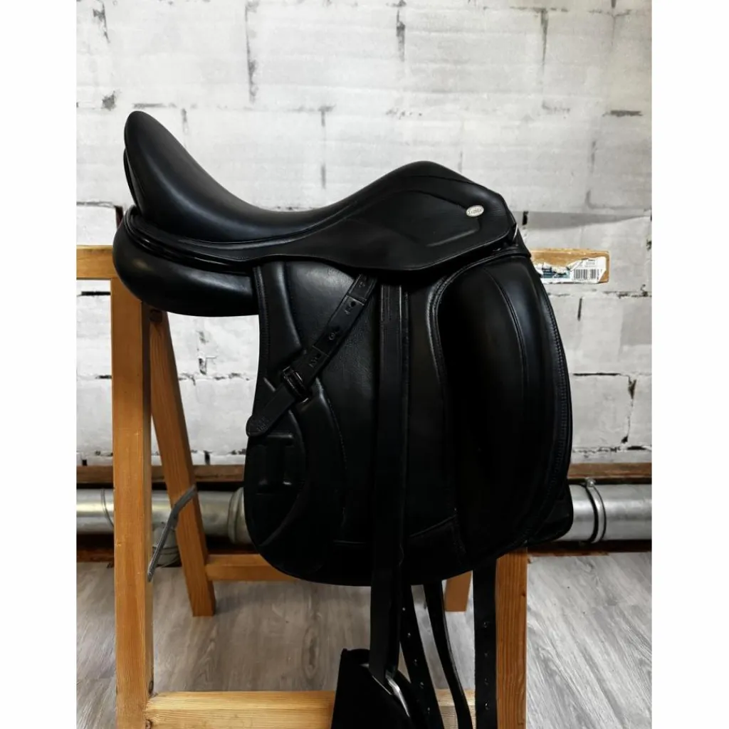 Ikonic Selles De Dressage>Selle de dressage