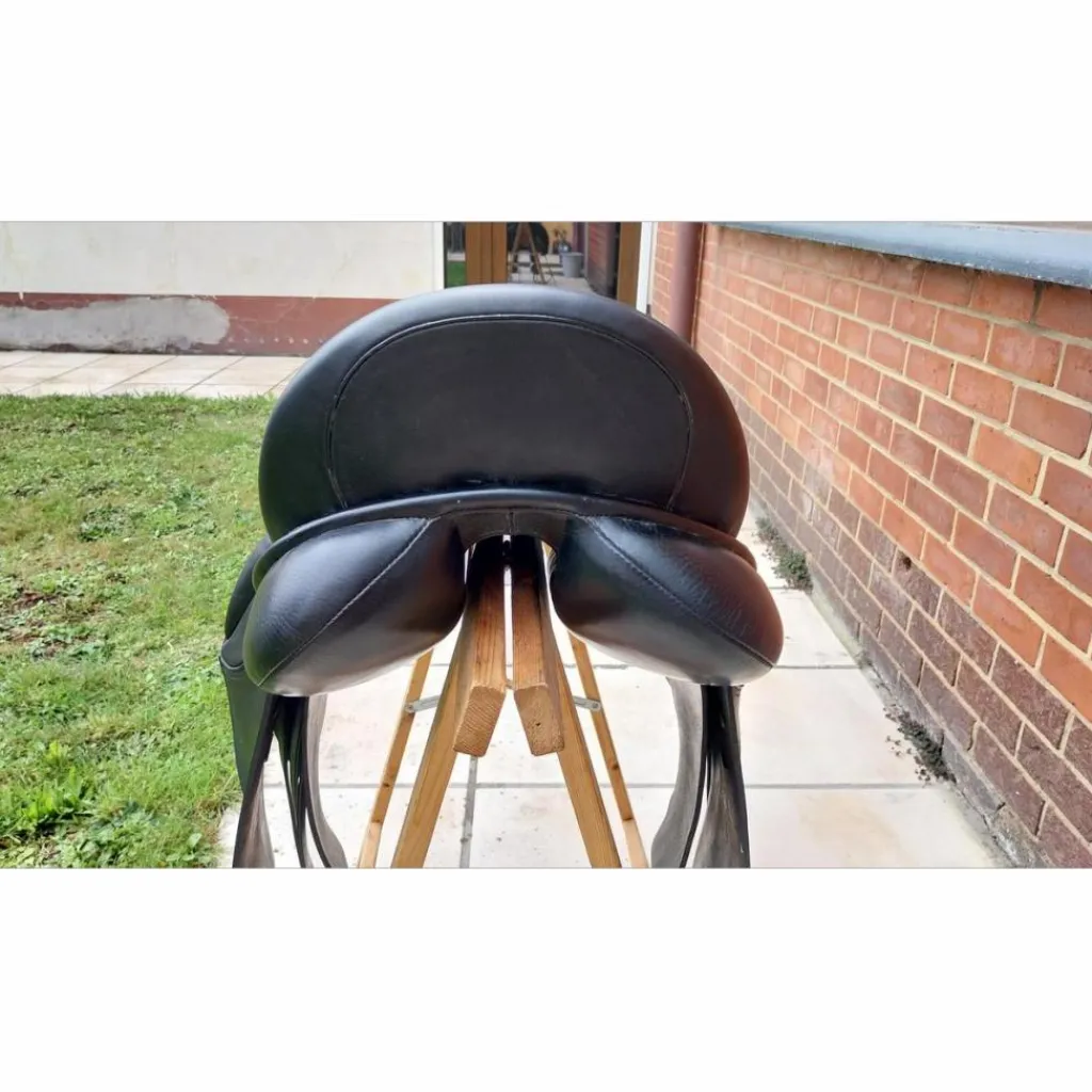 Selle de dressage Jeremy Rudge*Thorowgood New