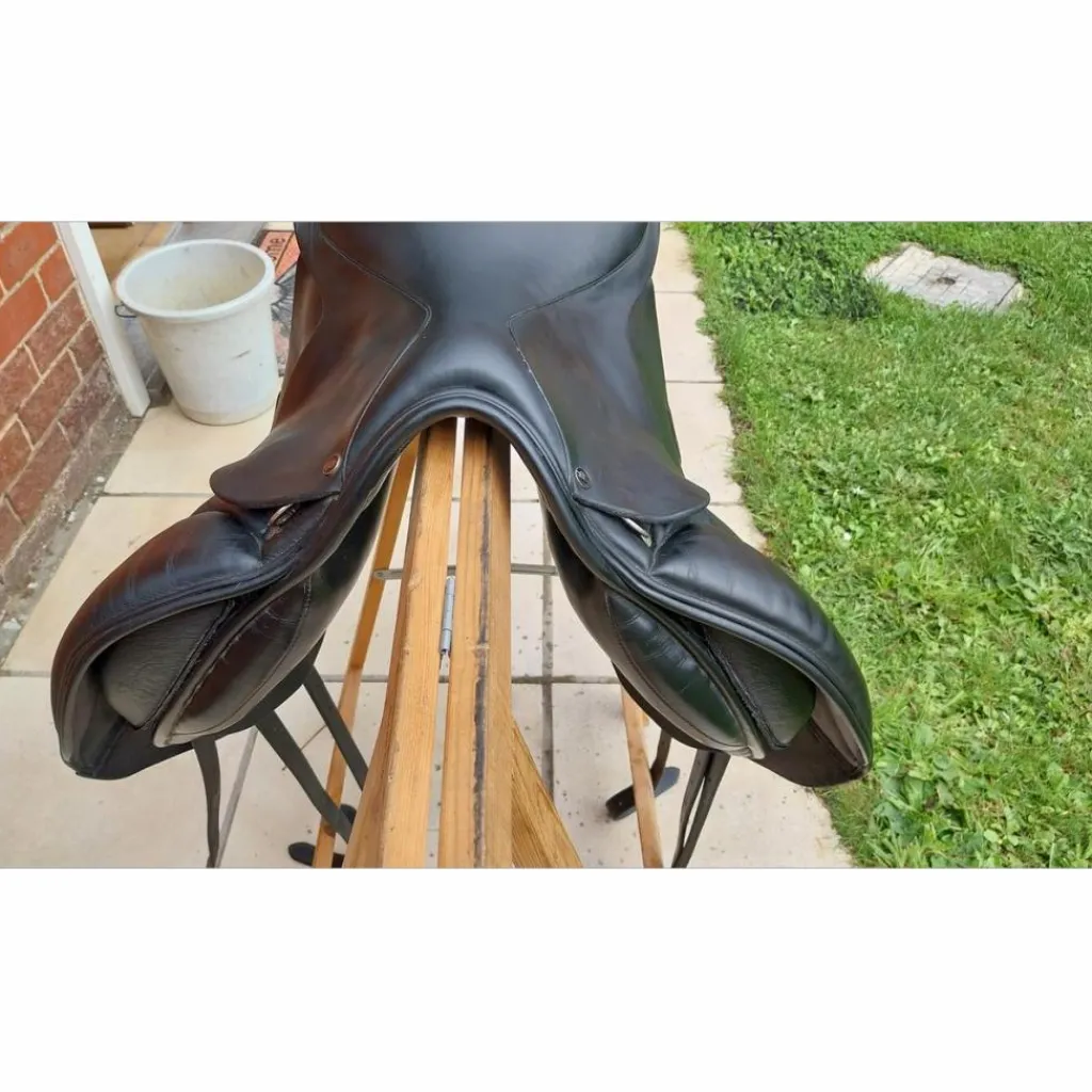 Selle de dressage Jeremy Rudge*Thorowgood New