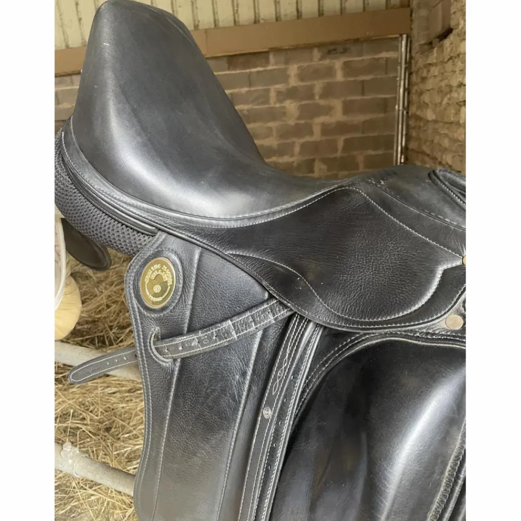 Jean-Luc Maurel Selles De Dressage>Selle de dressage JL Maurel
