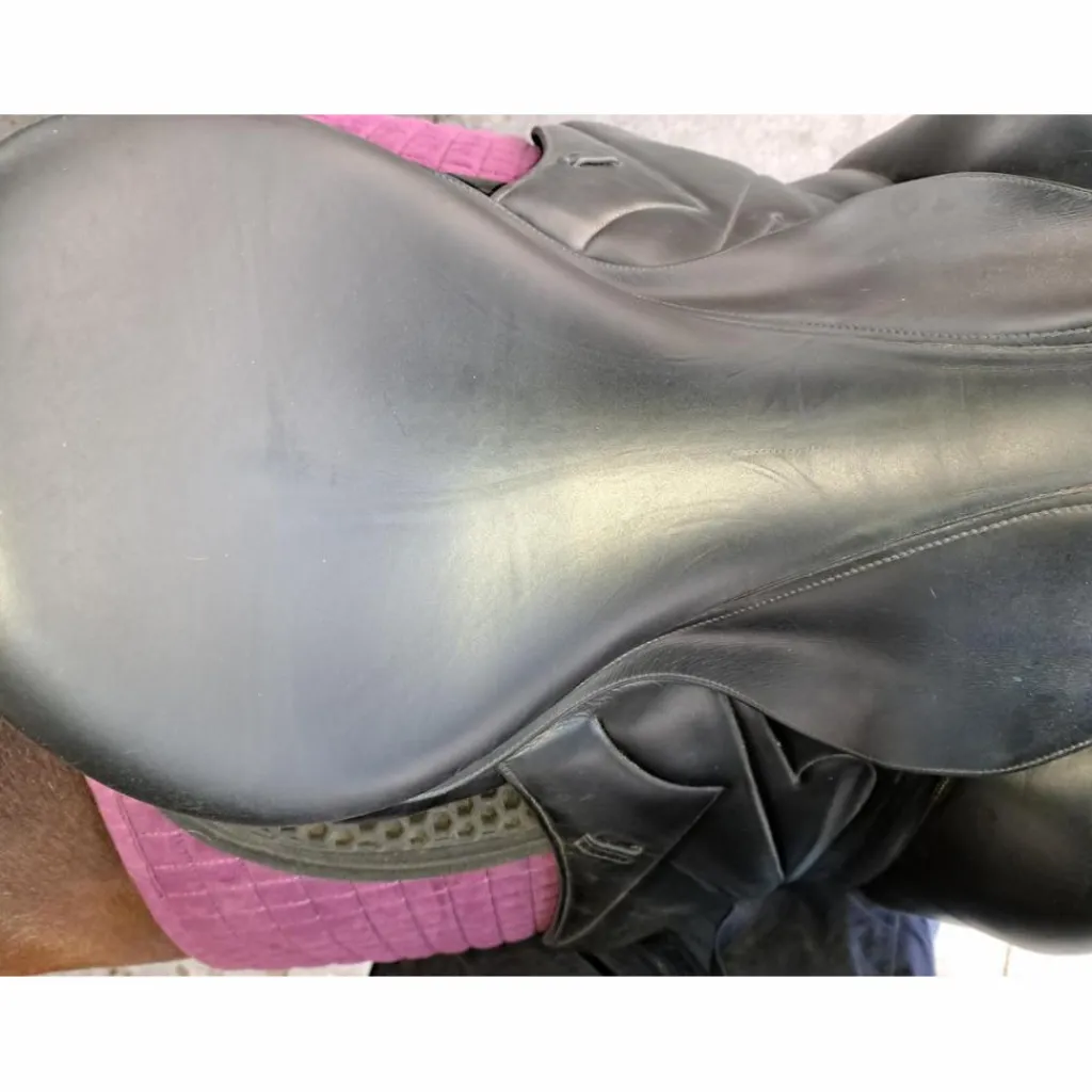 Selle de dressage Makila*Devoucoux Clearance