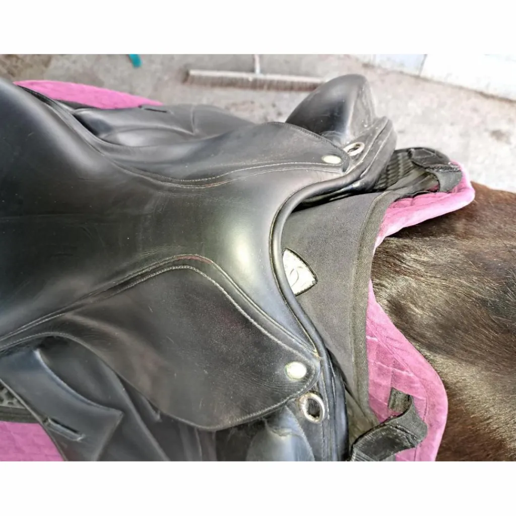 Selle de dressage Makila*Devoucoux Clearance