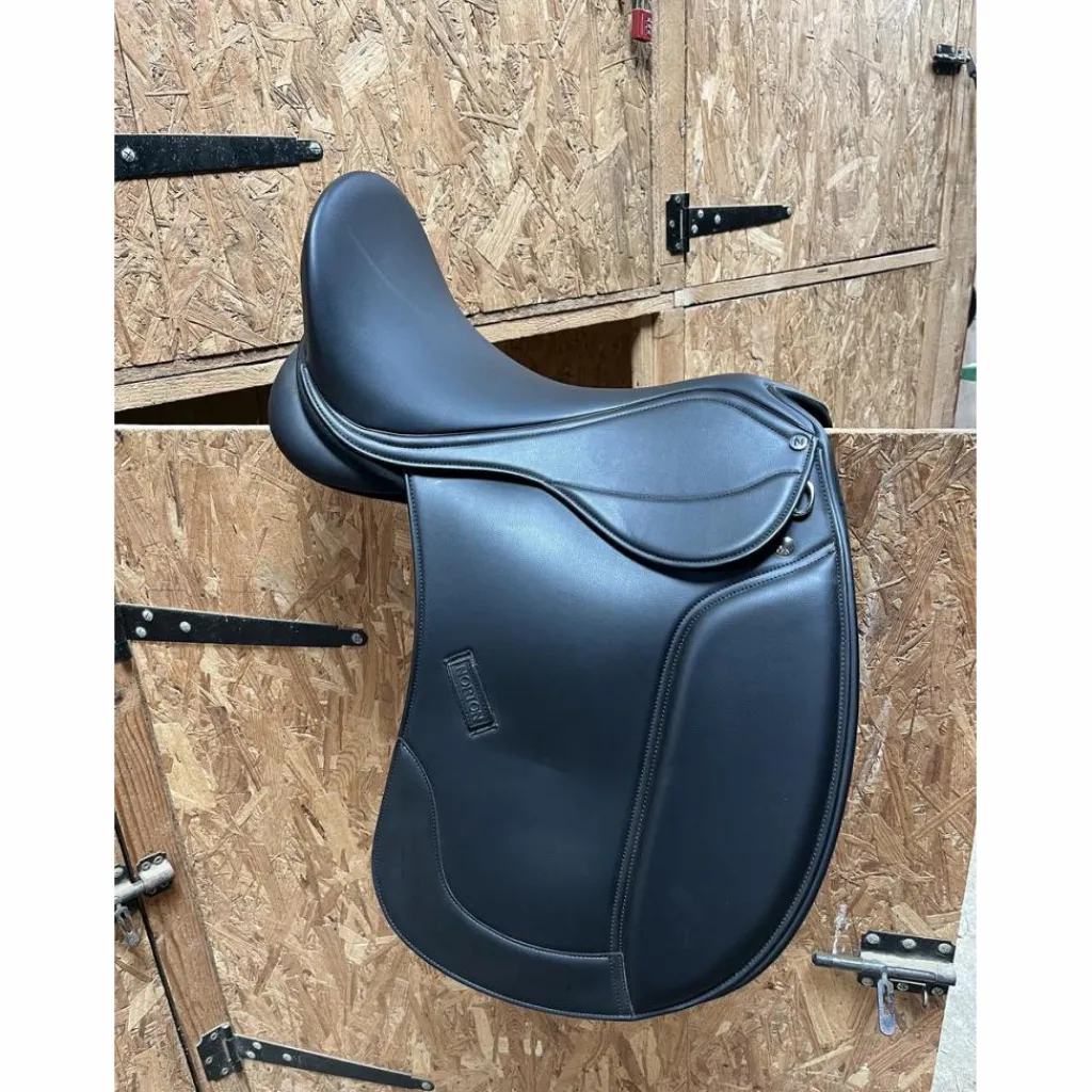 Norton Selles De Dressage>Selle de dressage
