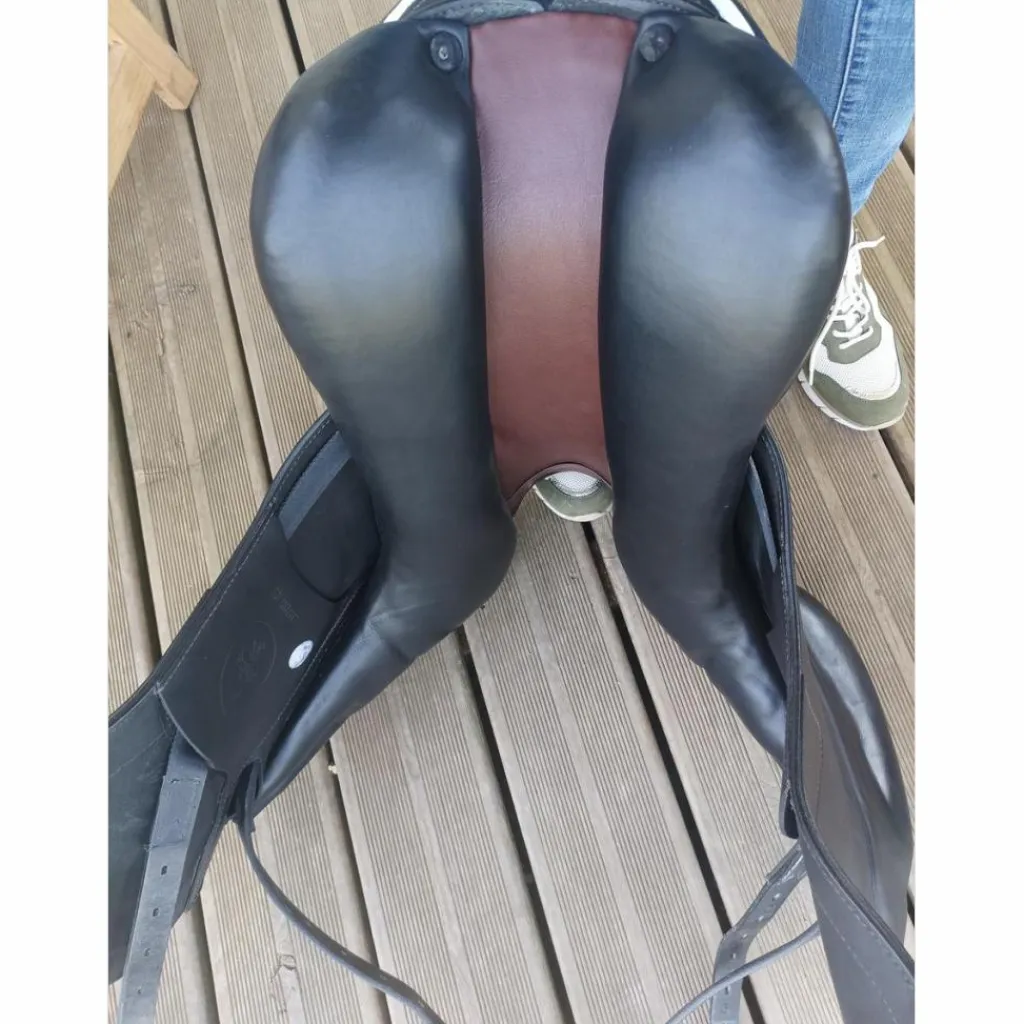Selle de dressage*Prestige Online