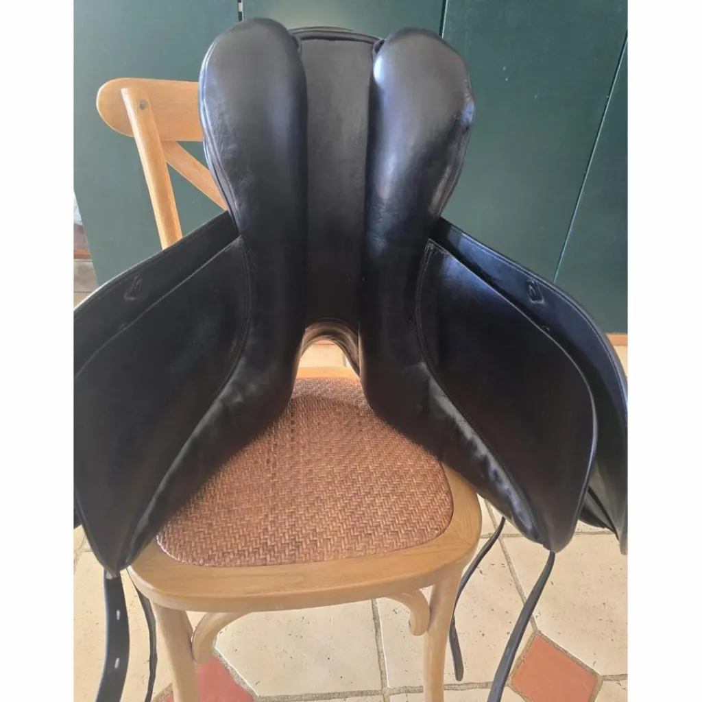 Selle de dressage*Prestige Clearance
