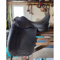 Selle de dressage*Prestige New