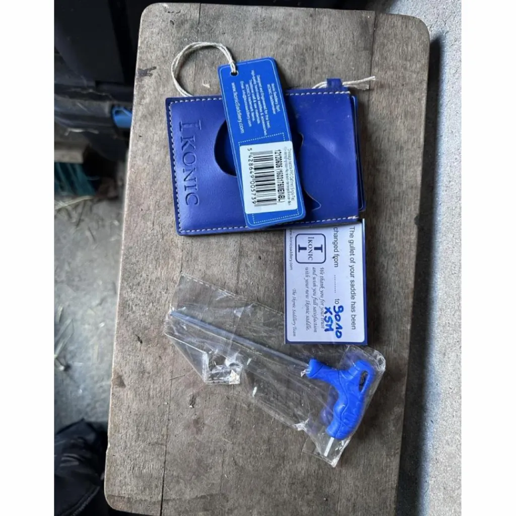 Ikonic Selles De Dressage>Selle de Dressage PRO "Doublée Buffle"