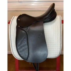 Eric Mondange Selles De Dressage>Selle de dressage Éric Mondange 17”5