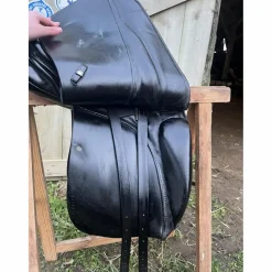 Selle de dressage*Stubben New
