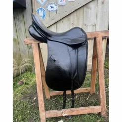 Selle de dressage*Stubben New