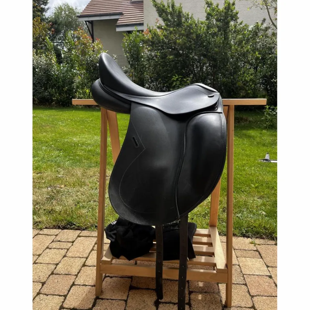 Selle de dressage*Tekna Discount