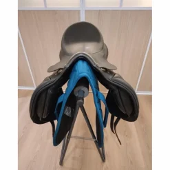 - Marque inconnue - Selles De Dressage>Selle de dressage Thésée 17,5 - Parfait état