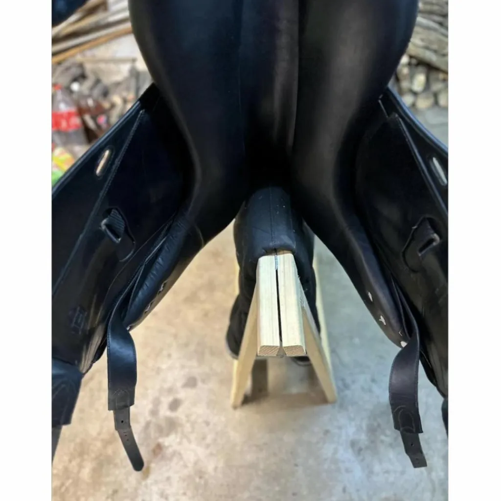 Tolga Selles De Dressage>Selle de dressage