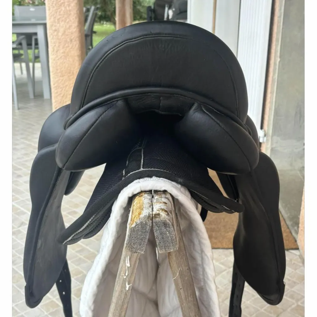 Selle de dressage « Victoria » sellerie baude*- Marque inconnue - Outlet