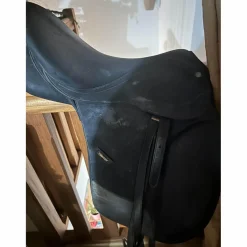 Selle de dressage pro arcade noir*Wintec Online