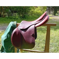 Selle Devoucous Biarritz S 18’’*Devoucoux Sale