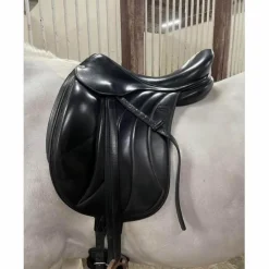 Devoucoux Selles De Dressage>Selle makila 17,5