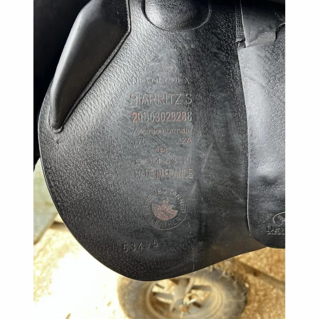 Selle noire*Devoucoux Hot