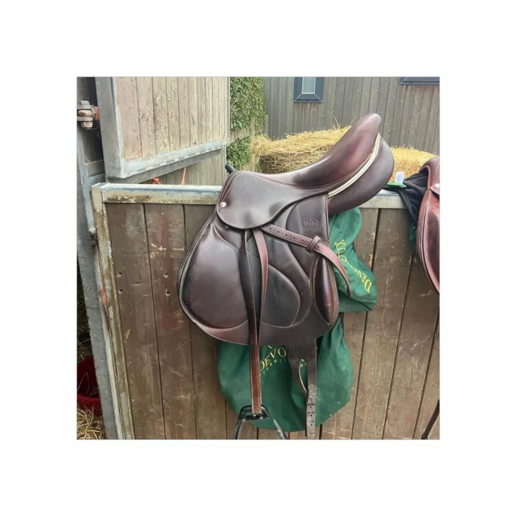 Selle d'obstacle*Devoucoux New