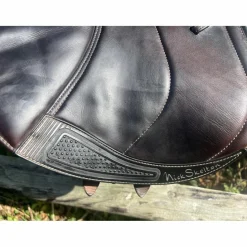 Equiline Selles D'Obstacle><noscript><img width=