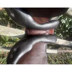 Equiline Selles D'Obstacle><noscript><img width=
