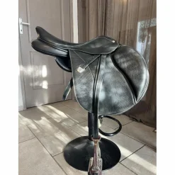 Selle d’obstacles 17,5 noire*Bates Best