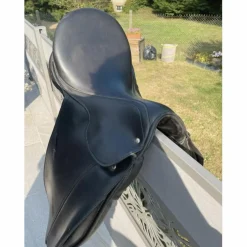 Selle dressage*- Marque inconnue - Discount