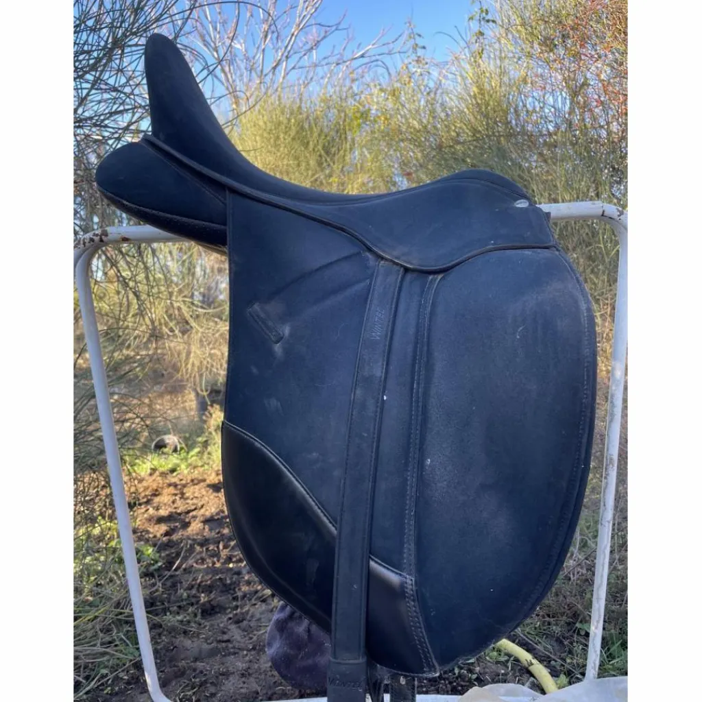 Selle dressage*- Marque inconnue - New