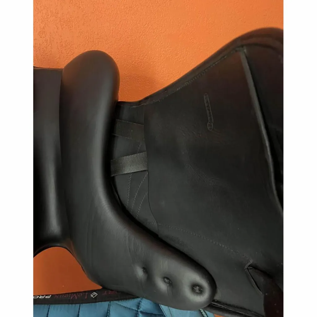 selle dressage Altaïr Antarès*Antares