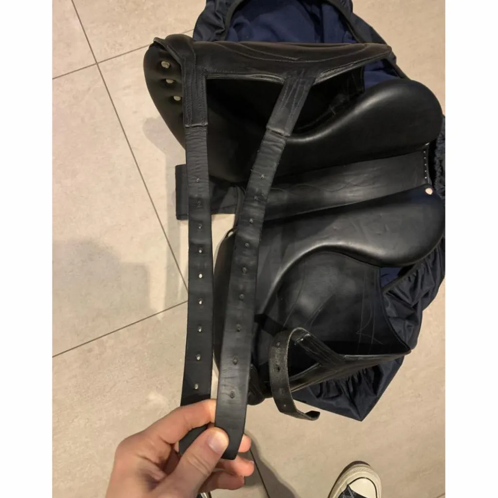 Antares Selles De Dressage>Selle dressage Cadence