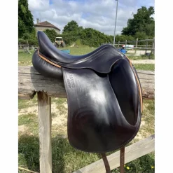 Selle dressage atelier pravins*Atelier de Pravins Outlet