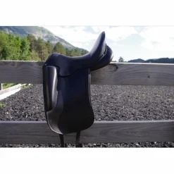 Selle dressage Aulion 16"*Aulion Sellier