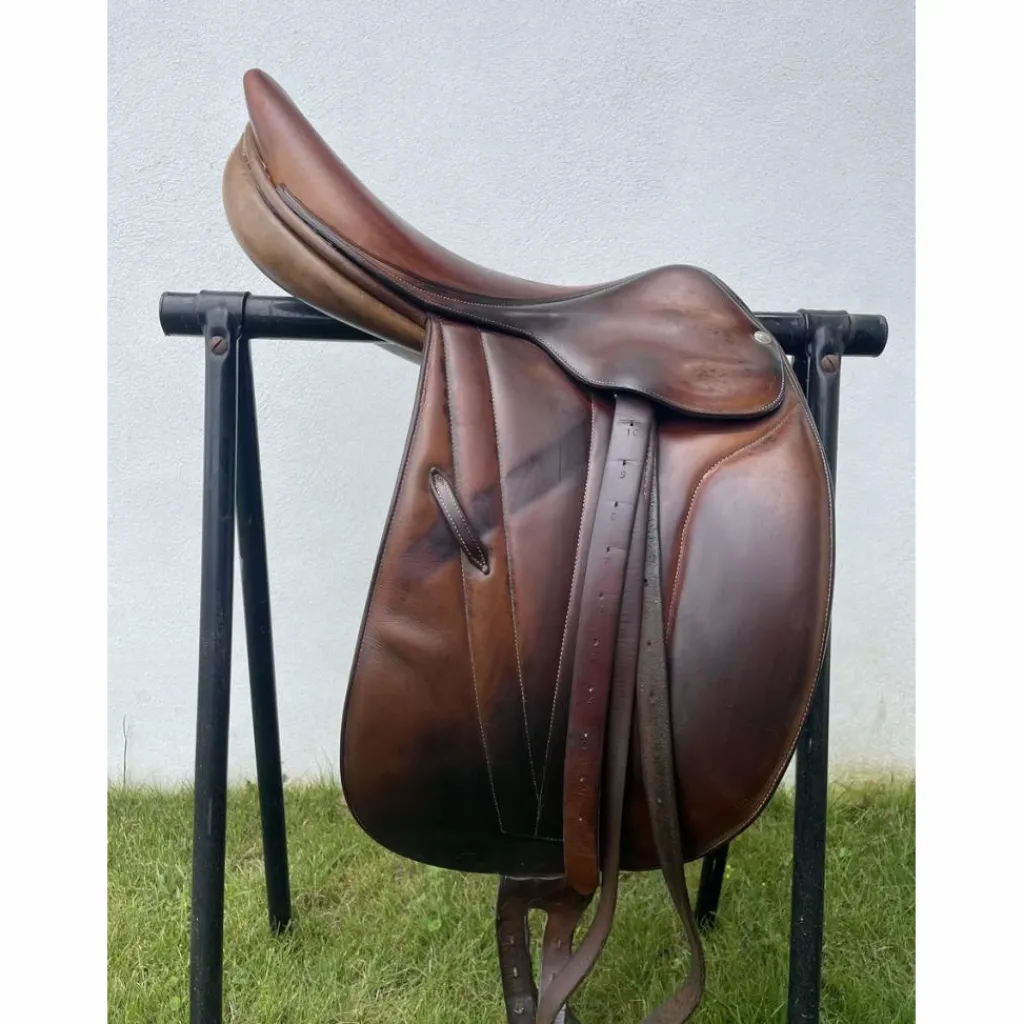 Selle dressage*Butet Sale