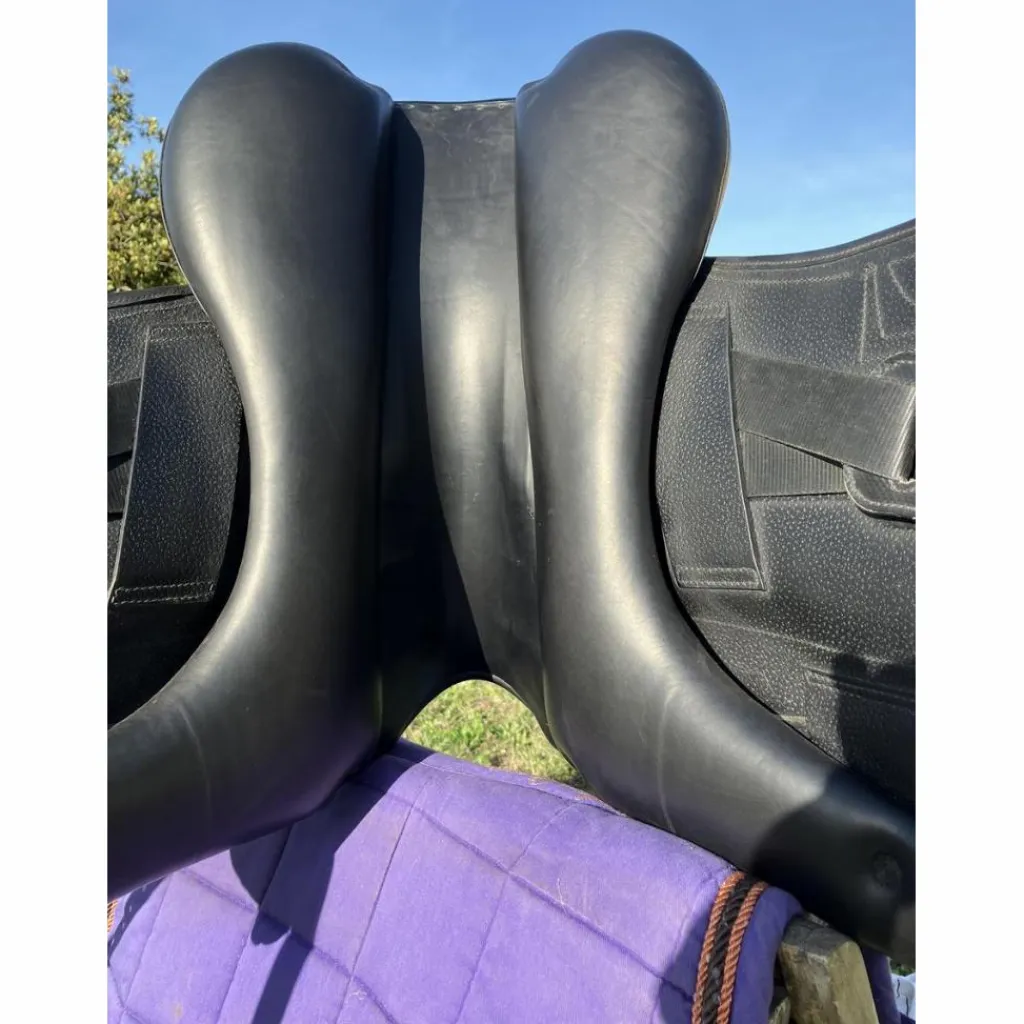Selle dressage*Childeric Hot