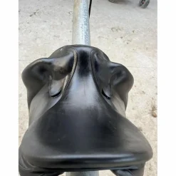 Selle Dressage 2022 - 17,5 - état neuf - URGENT*Childeric