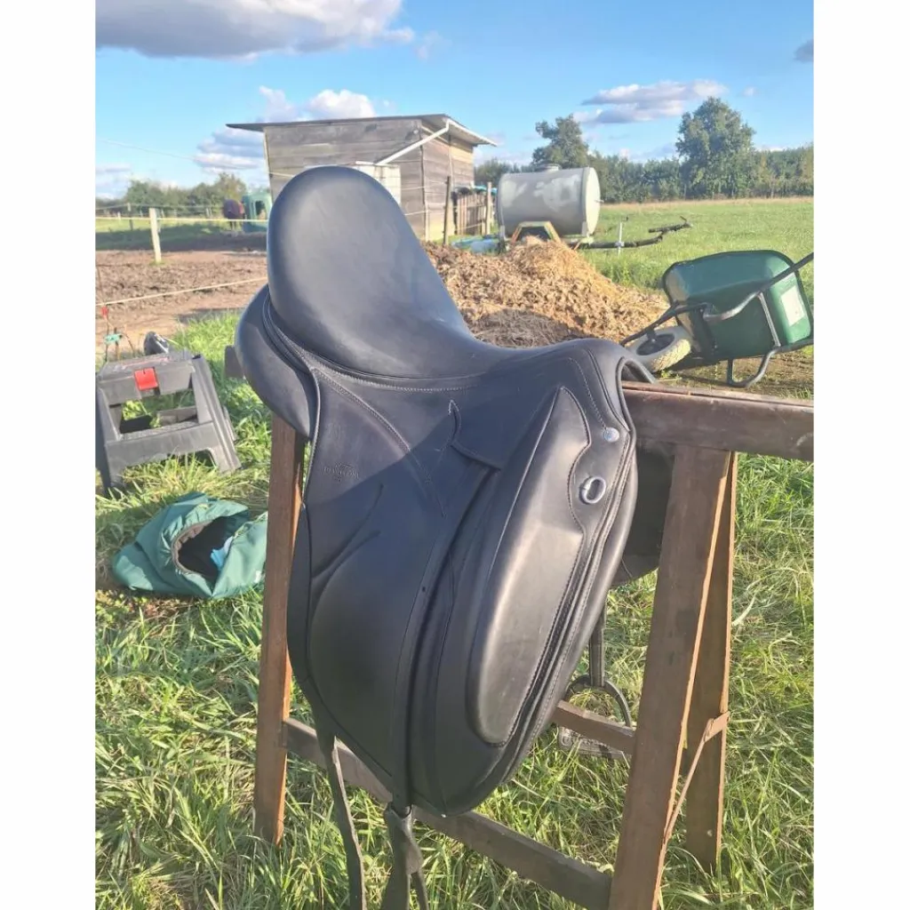 Selle dressage*Devoucoux Best