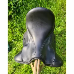Selle dressage 17