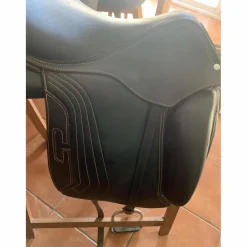 - Marque inconnue - Selles De Dressage>Selle dressage excellent état