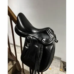 Fleur de Lys Selles De Dressage>selle dressage
